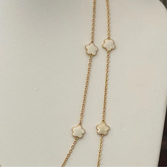 Cream enamel flower gold tone 48 inch long necklace - Picture 8 of 8